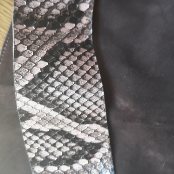 Vero Cuoio  suede boots - Picture 6 of 7